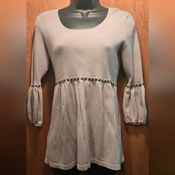 Tracy M gray beautiful studded long sleeve pullover szS - Picture 2 of 7